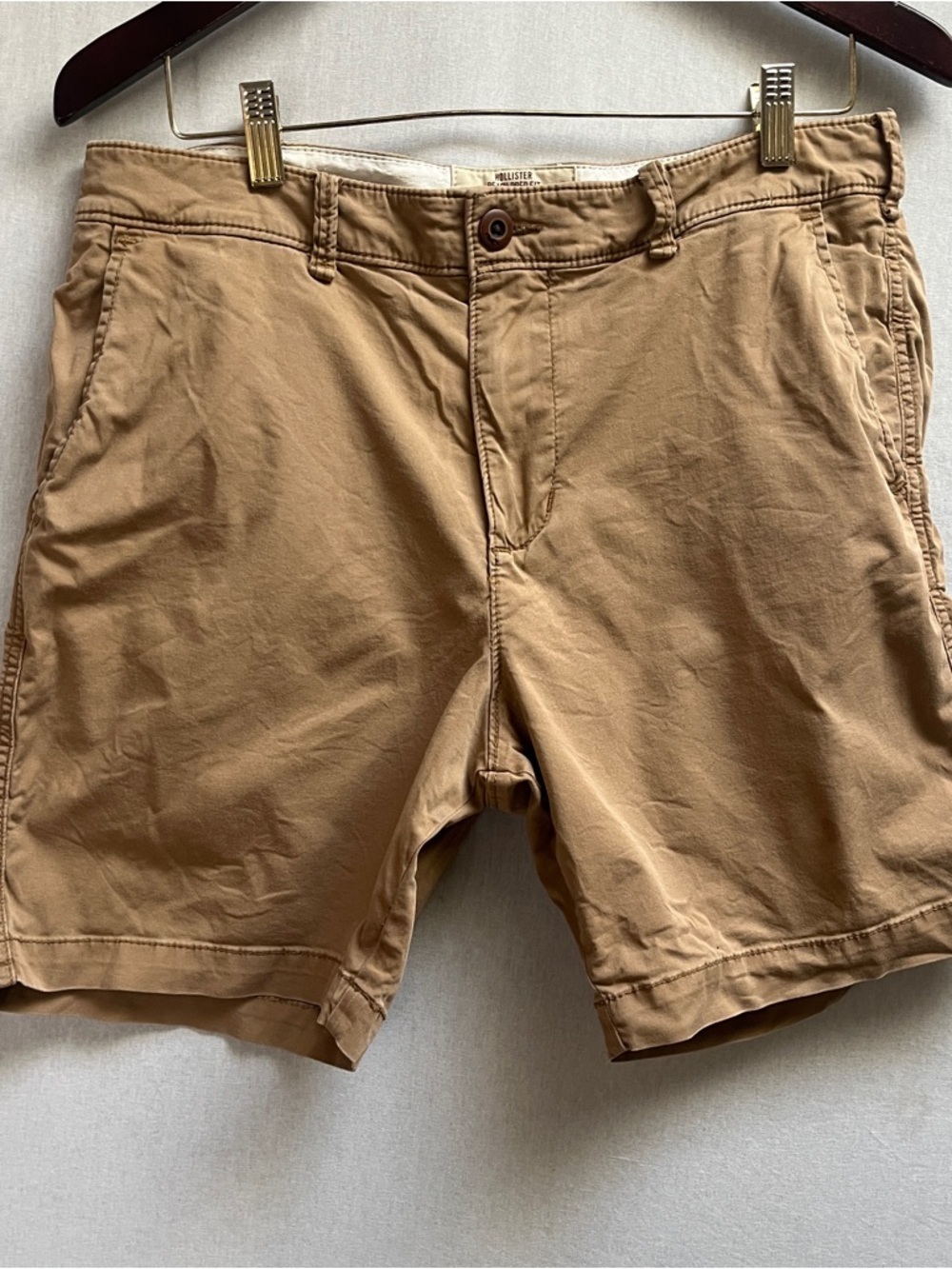 Hollister Beach Prep Fit Khaki Chino Shorts 32